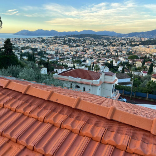 Couvreur-zingueur-a-Cannes